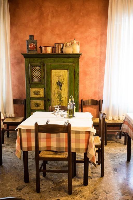 Albergo Olivo Belluno Veronese Exteriér fotografie